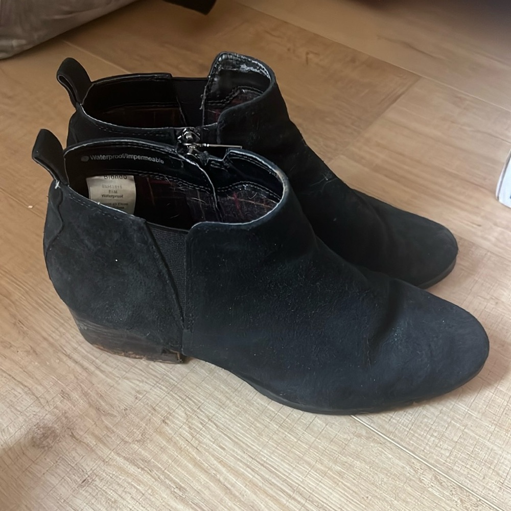 Blank Blondo booties